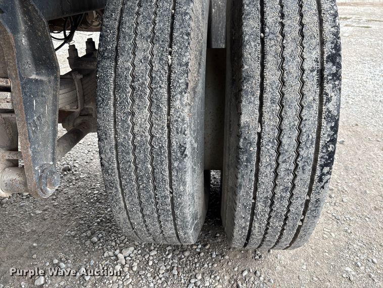 image for item FC1756 1979 end dump pup trailer