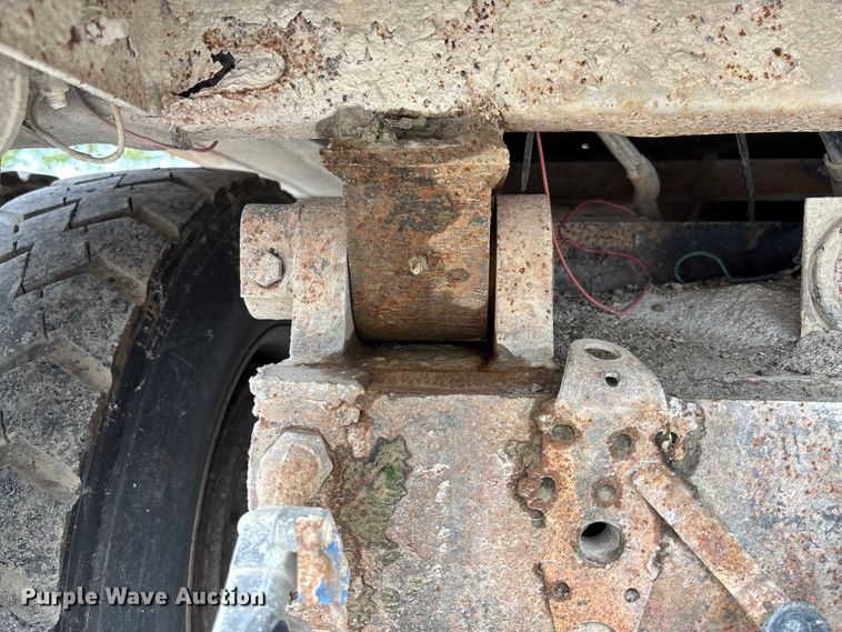 image for item FC1757 1993 Freightliner FLD120 dump truck