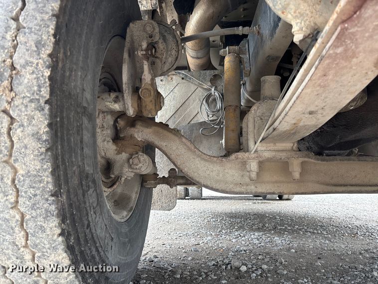image for item FC1757 1993 Freightliner FLD120 dump truck