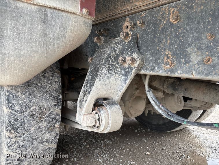 image for item FC1757 1993 Freightliner FLD120 dump truck