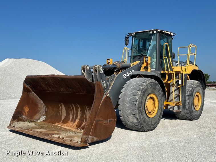 image for item FC1827 2011 John Deere 844K wheel loader