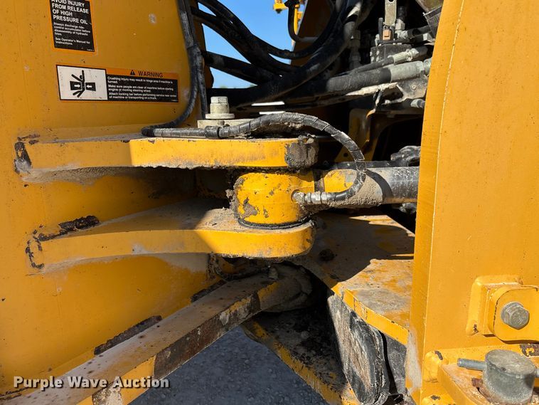 image for item FC1827 2011 John Deere 844K wheel loader