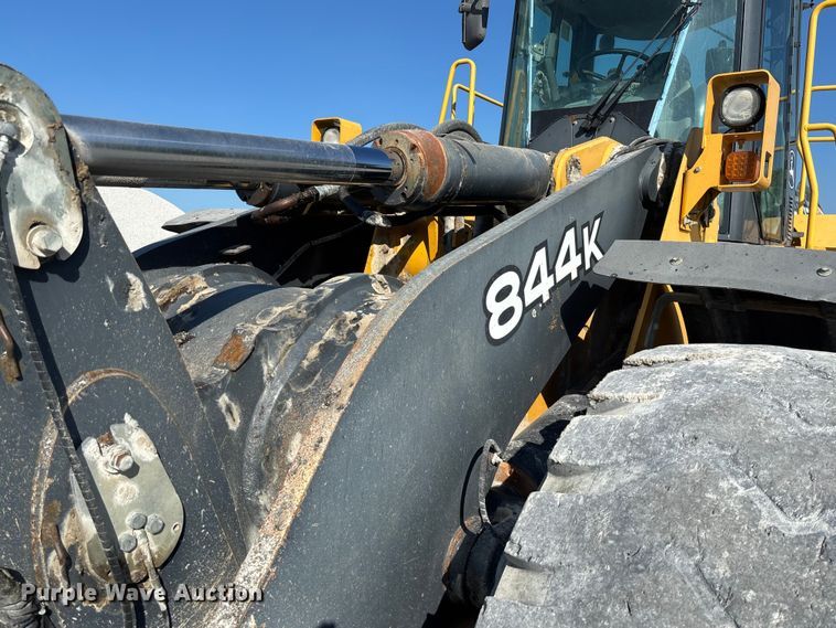 image for item FC1827 2011 John Deere 844K wheel loader