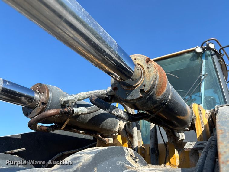 image for item FC1827 2011 John Deere 844K wheel loader