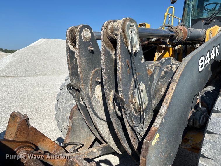 image for item FC1827 2011 John Deere 844K wheel loader