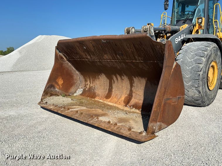 image for item FC1827 2011 John Deere 844K wheel loader
