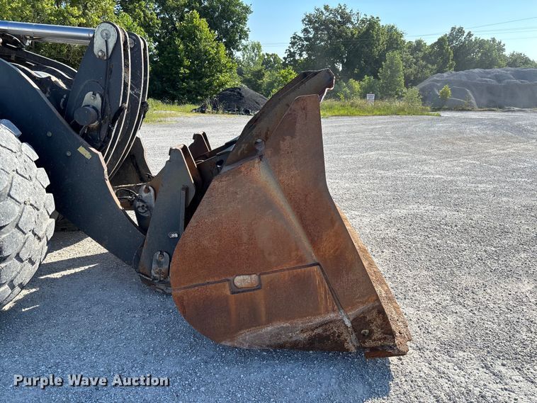 image for item FC1827 2011 John Deere 844K wheel loader