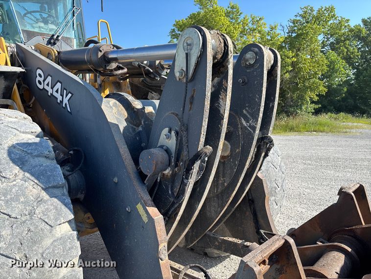 image for item FC1827 2011 John Deere 844K wheel loader