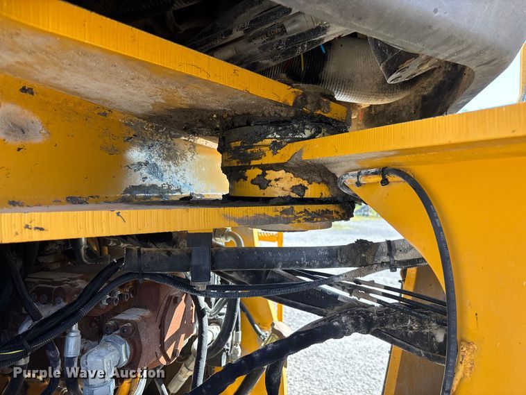 image for item FC1827 2011 John Deere 844K wheel loader