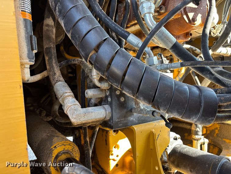 image for item FC1827 2011 John Deere 844K wheel loader