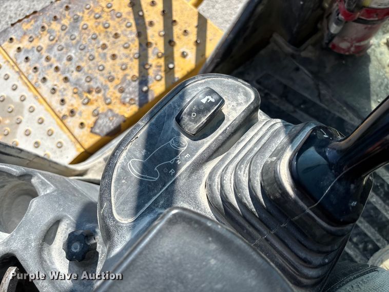 image for item FC1827 2011 John Deere 844K wheel loader