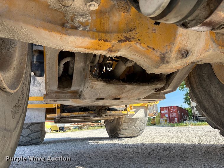 image for item FC1827 2011 John Deere 844K wheel loader