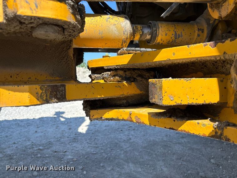 image for item FC1829 2005 Kawasaki 85ZV wheel loader