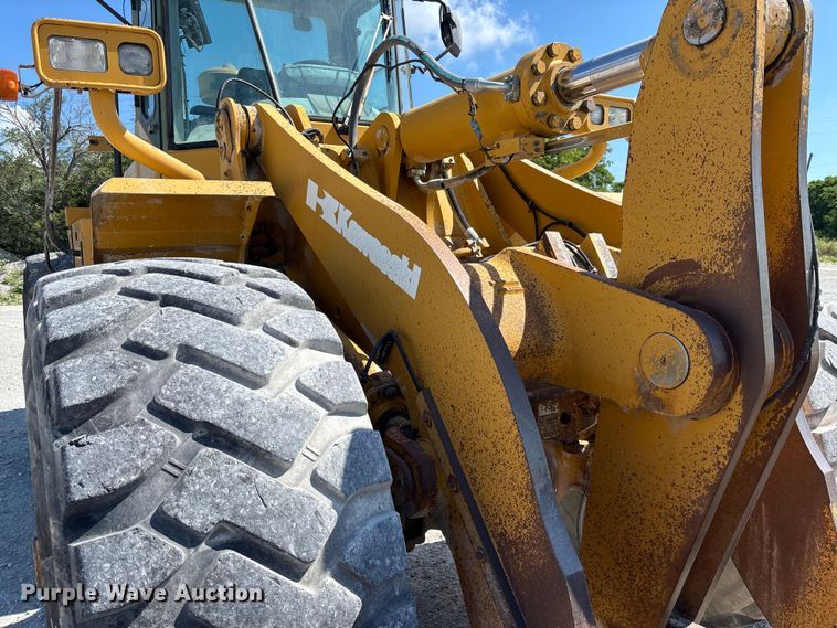 image for item FC1829 2005 Kawasaki 85ZV wheel loader