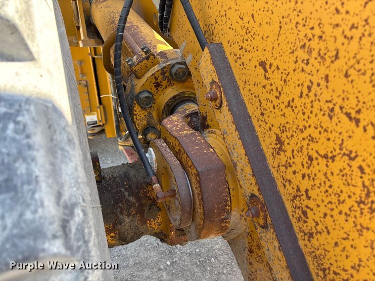image for item FC1829 2005 Kawasaki 85ZV wheel loader