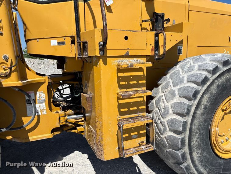 image for item FC1829 2005 Kawasaki 85ZV wheel loader