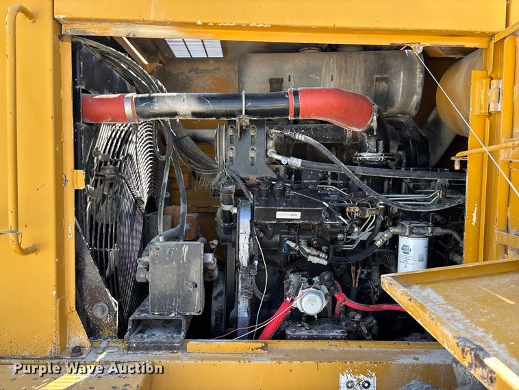 image for item FC1829 2005 Kawasaki 85ZV wheel loader