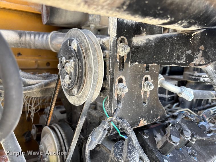 image for item FC1829 2005 Kawasaki 85ZV wheel loader