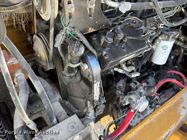 image for item FC1829 2005 Kawasaki 85ZV wheel loader