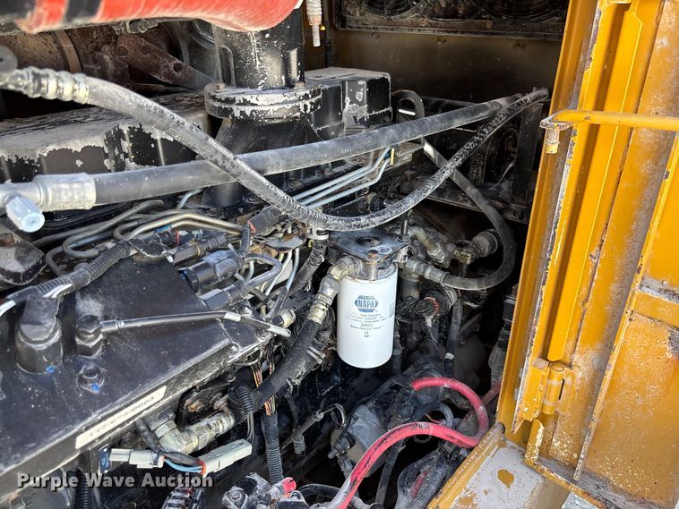 image for item FC1829 2005 Kawasaki 85ZV wheel loader