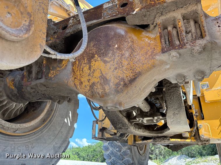 image for item FC1829 2005 Kawasaki 85ZV wheel loader