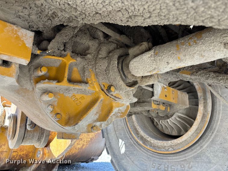 image for item FC1829 2005 Kawasaki 85ZV wheel loader