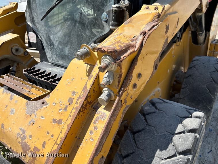 image for item FC1832 2019 Caterpillar 262D skid steer loader