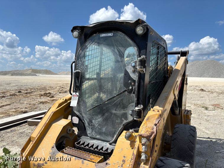 image for item FC1832 2019 Caterpillar 262D skid steer loader