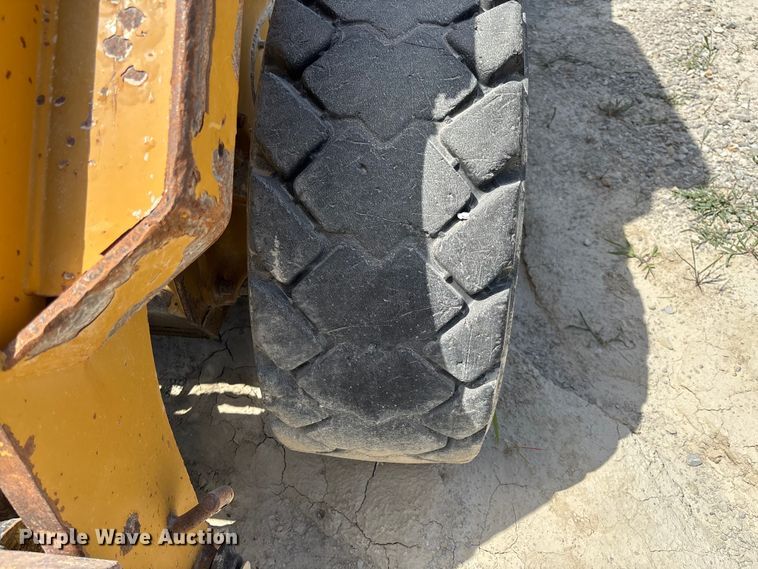 image for item FC1832 2019 Caterpillar 262D skid steer loader