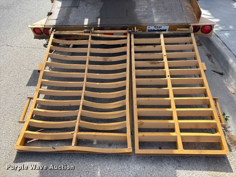 image for item FC2233 Ditch Witch JT1220 Mach 1 directional boring unit