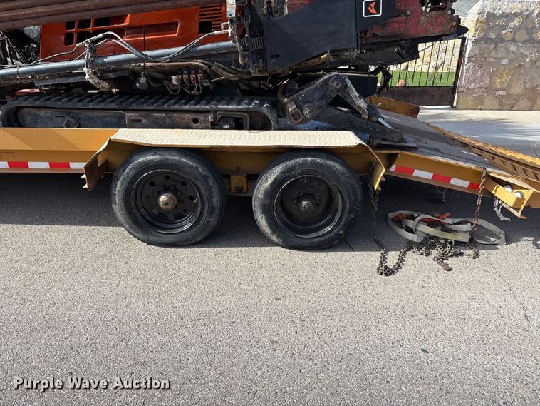 image for item FC2233 Ditch Witch JT1220 Mach 1 directional boring unit