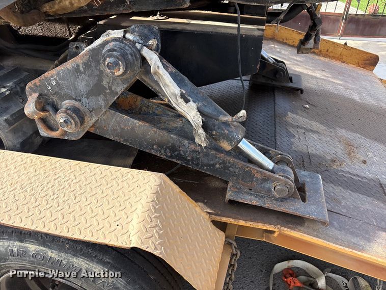 image for item FC2233 Ditch Witch JT1220 Mach 1 directional boring unit