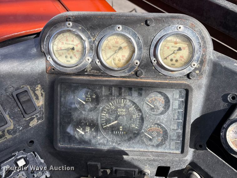 image for item FC2233 Ditch Witch JT1220 Mach 1 directional boring unit