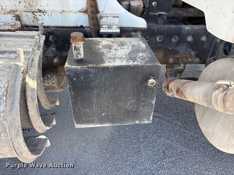 image for item FC2436 1997 Peterbilt 357 ready mix truck
