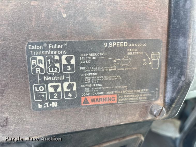 image for item FC2436 1997 Peterbilt 357 ready mix truck
