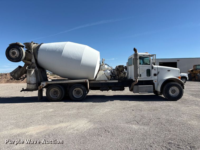 image for item FC2437 2011 Peterbilt 365 ready mix truck