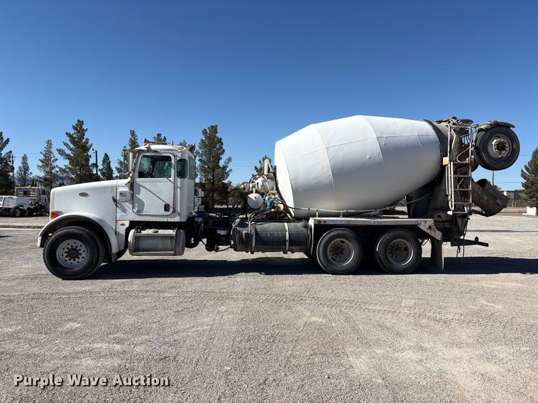 image for item FC2437 2011 Peterbilt 365 ready mix truck