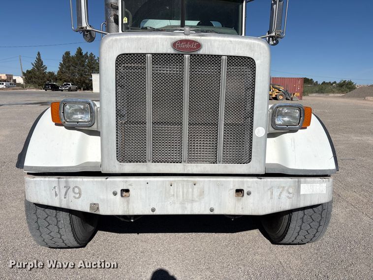 image for item FC2437 2011 Peterbilt 365 ready mix truck