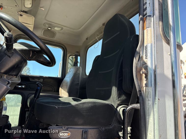 image for item FC2437 2011 Peterbilt 365 ready mix truck