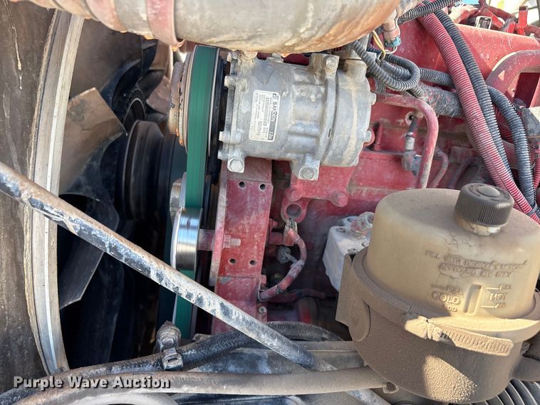 image for item FC2437 2011 Peterbilt 365 ready mix truck