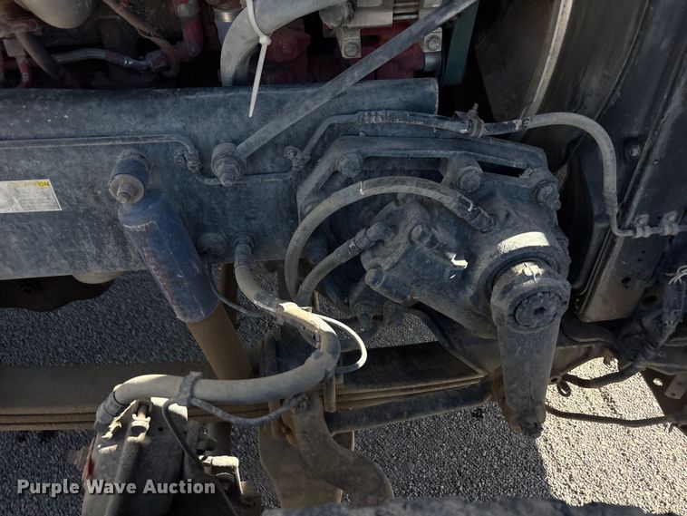 image for item FC2437 2011 Peterbilt 365 ready mix truck