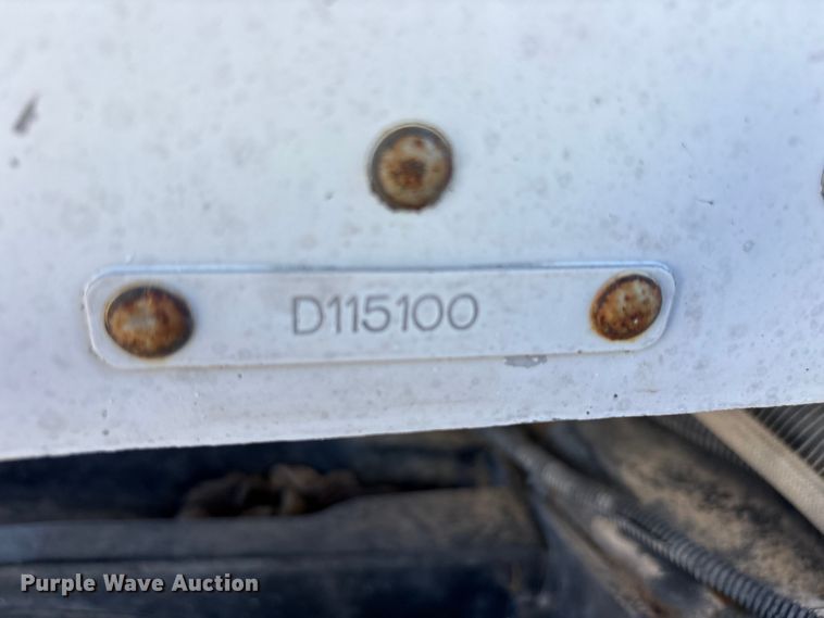image for item FC2437 2011 Peterbilt 365 ready mix truck
