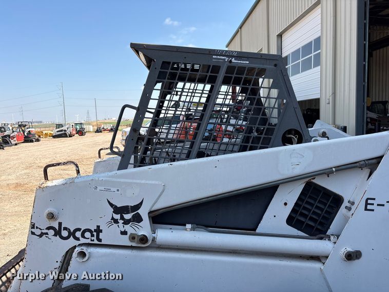 image for item FC2443 Bobcat 943 skid steer loader