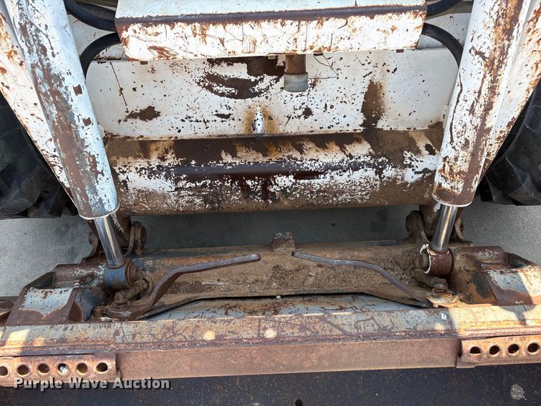 image for item FC2443 Bobcat 943 skid steer loader