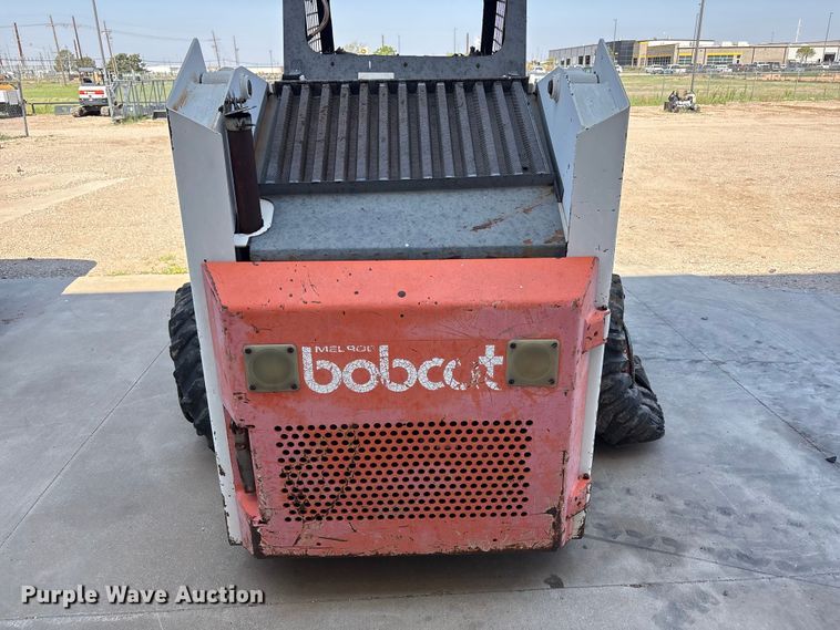 image for item FC2443 Bobcat 943 skid steer loader