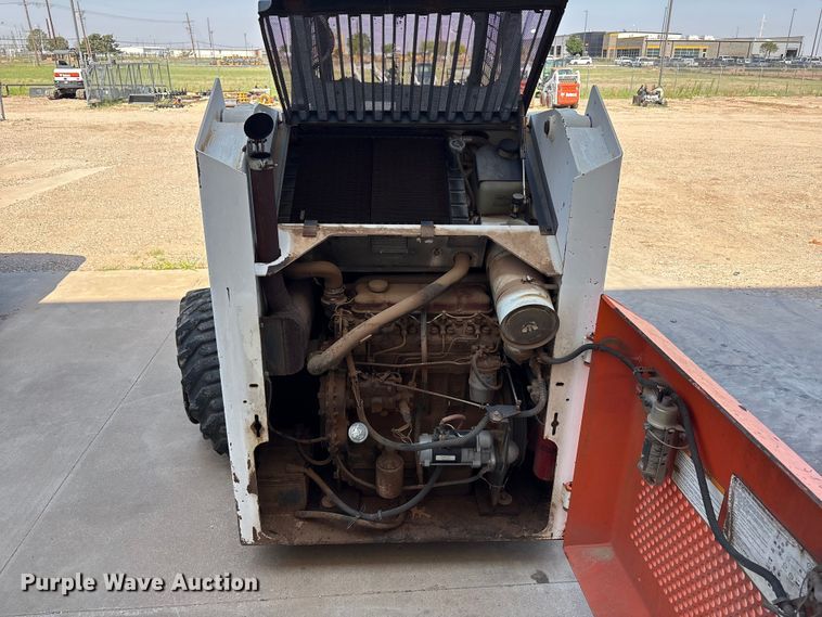 image for item FC2443 Bobcat 943 skid steer loader