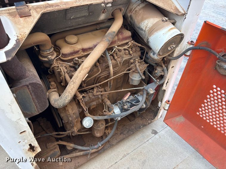 image for item FC2443 Bobcat 943 skid steer loader