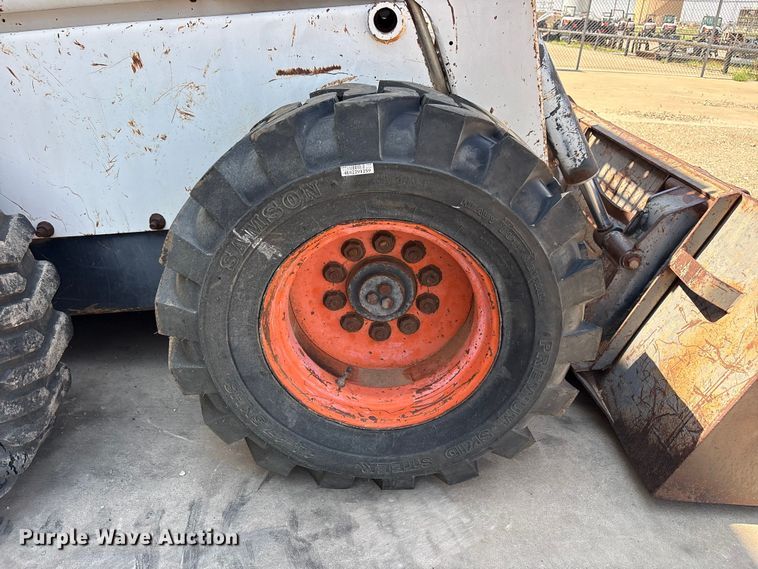 image for item FC2443 Bobcat 943 skid steer loader