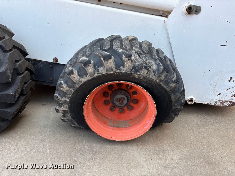 image for item FC2443 Bobcat 943 skid steer loader