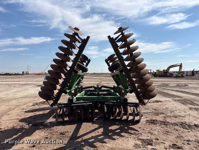 image for item FC2445 John Deere 630 disc plow tandem disk